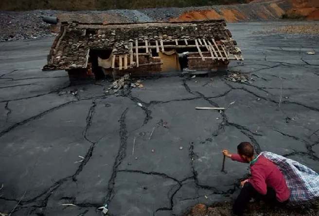 土壤重金屬污染修復(fù)方法(土壤重金屬污染來(lái)源及特點(diǎn)) 土壤重金屬污染修復(fù)方法(土壤重金屬污染來(lái)源及特點(diǎn))