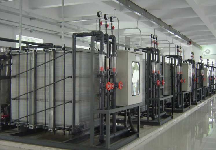 電滲析脫鹽技術(shù)適用于哪些場(chǎng)合?(電滲析脫鹽工藝流程) 電滲析脫鹽技術(shù)適用于哪些場(chǎng)合?(電滲析脫鹽工藝流程)