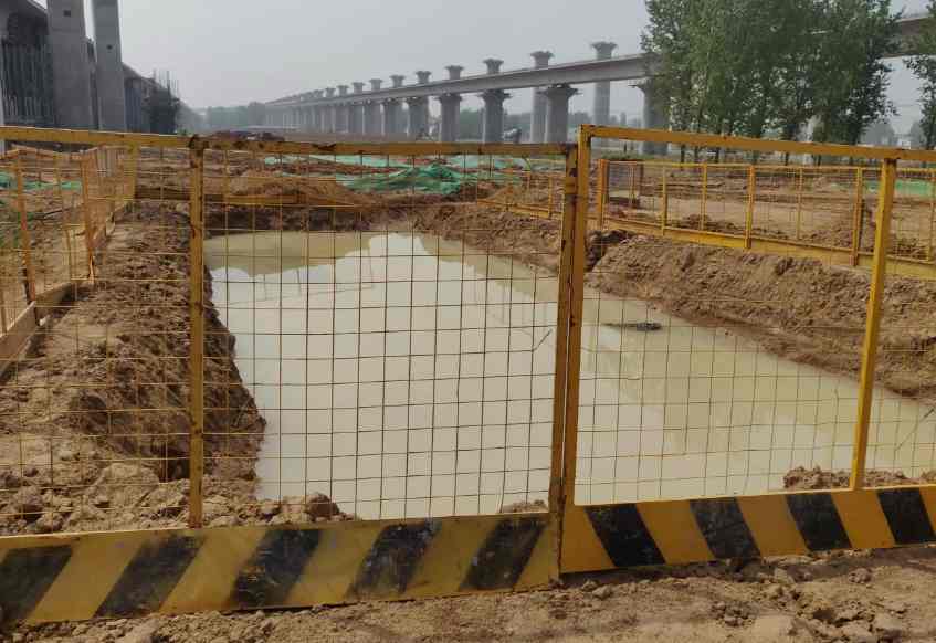 常見(jiàn)泥漿池是干什么用的(泥漿池里的泥漿怎么處理) 常見(jiàn)泥漿池是干什么用的(泥漿池里的泥漿怎么處理)