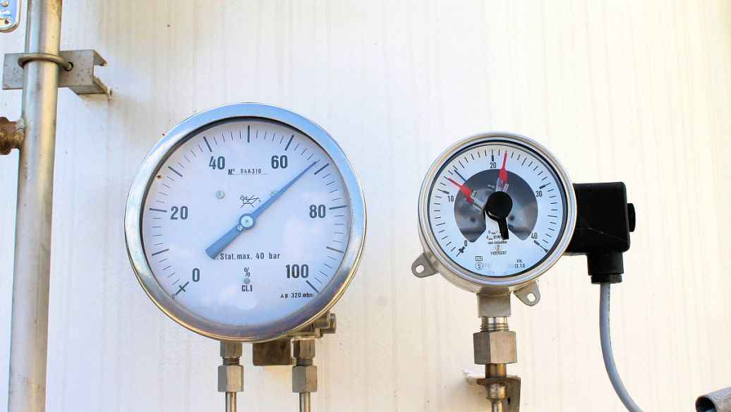 數(shù)字壓力計(jì)和數(shù)字壓力表區(qū)別及用途(標(biāo)準(zhǔn)數(shù)字壓力計(jì)介紹) 數(shù)字壓力計(jì)和數(shù)字壓力表區(qū)別及用途(標(biāo)準(zhǔn)數(shù)字壓力計(jì)介紹)